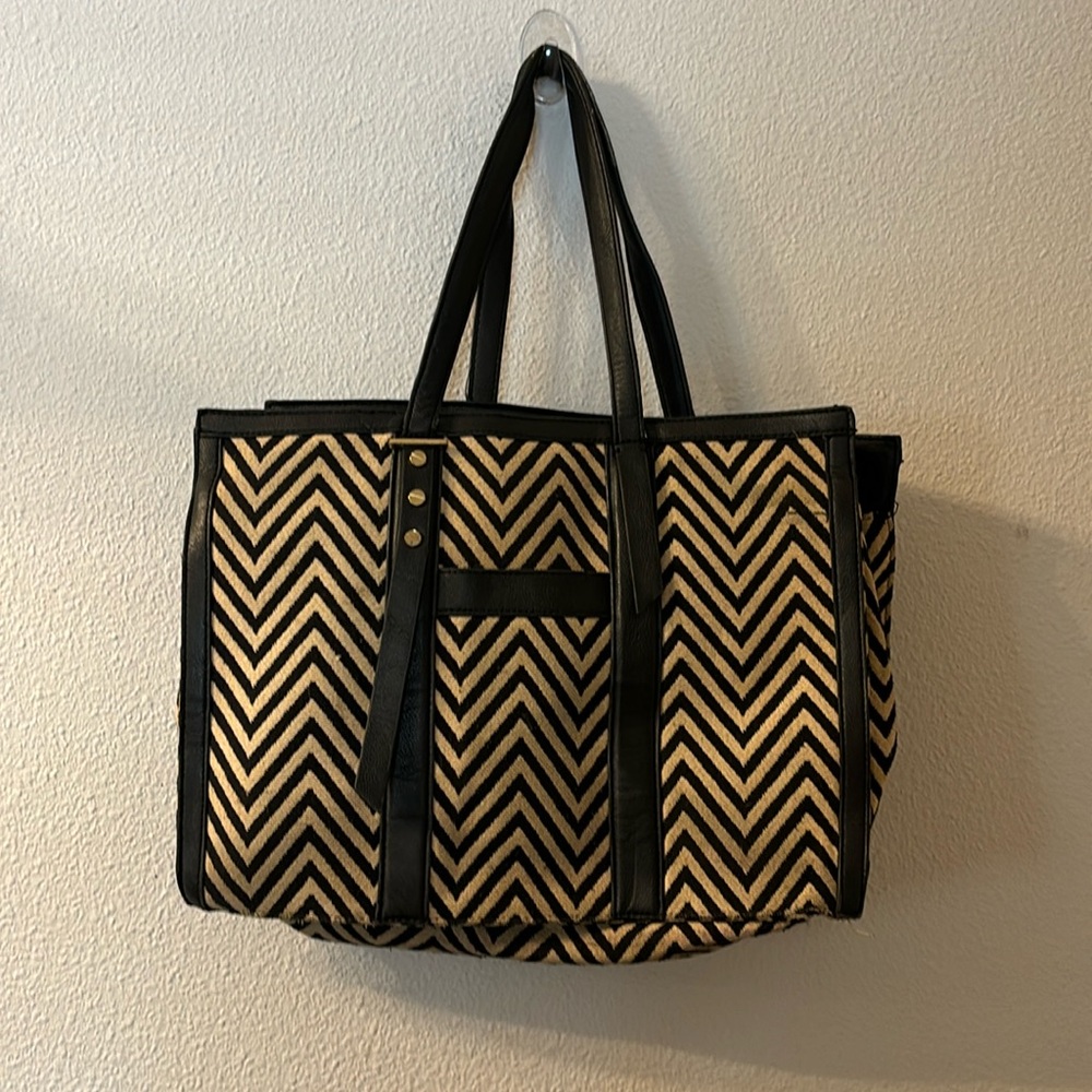 Big Buddha Chevron tote bag